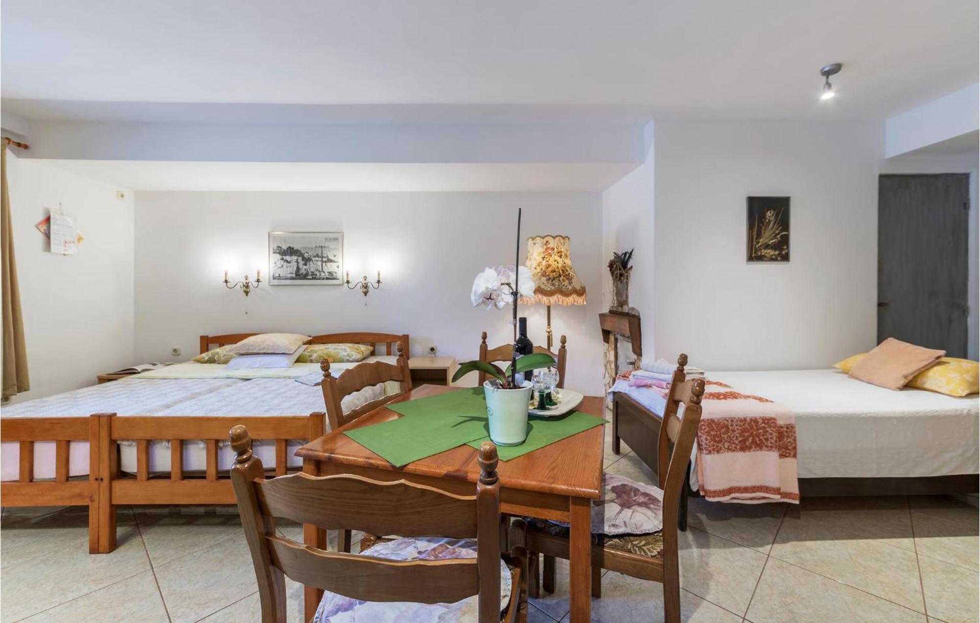 Awesome Studio In Pula With Wifi المظهر الخارجي الصورة