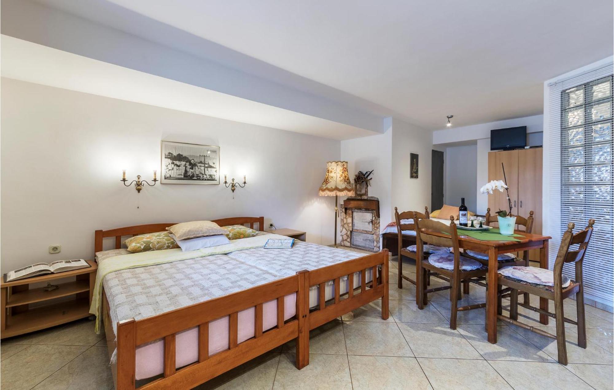 Awesome Studio In Pula With Wifi المظهر الخارجي الصورة